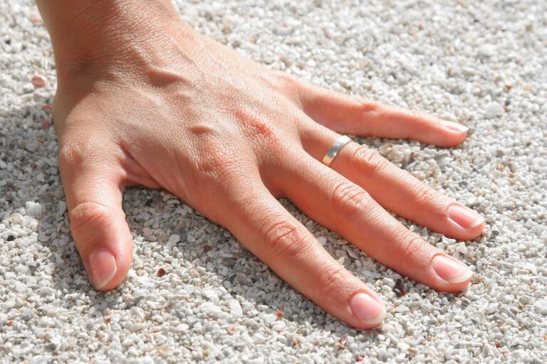 fingers 1842661 960 720